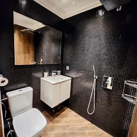 Апартамент Joy Station Cozy София